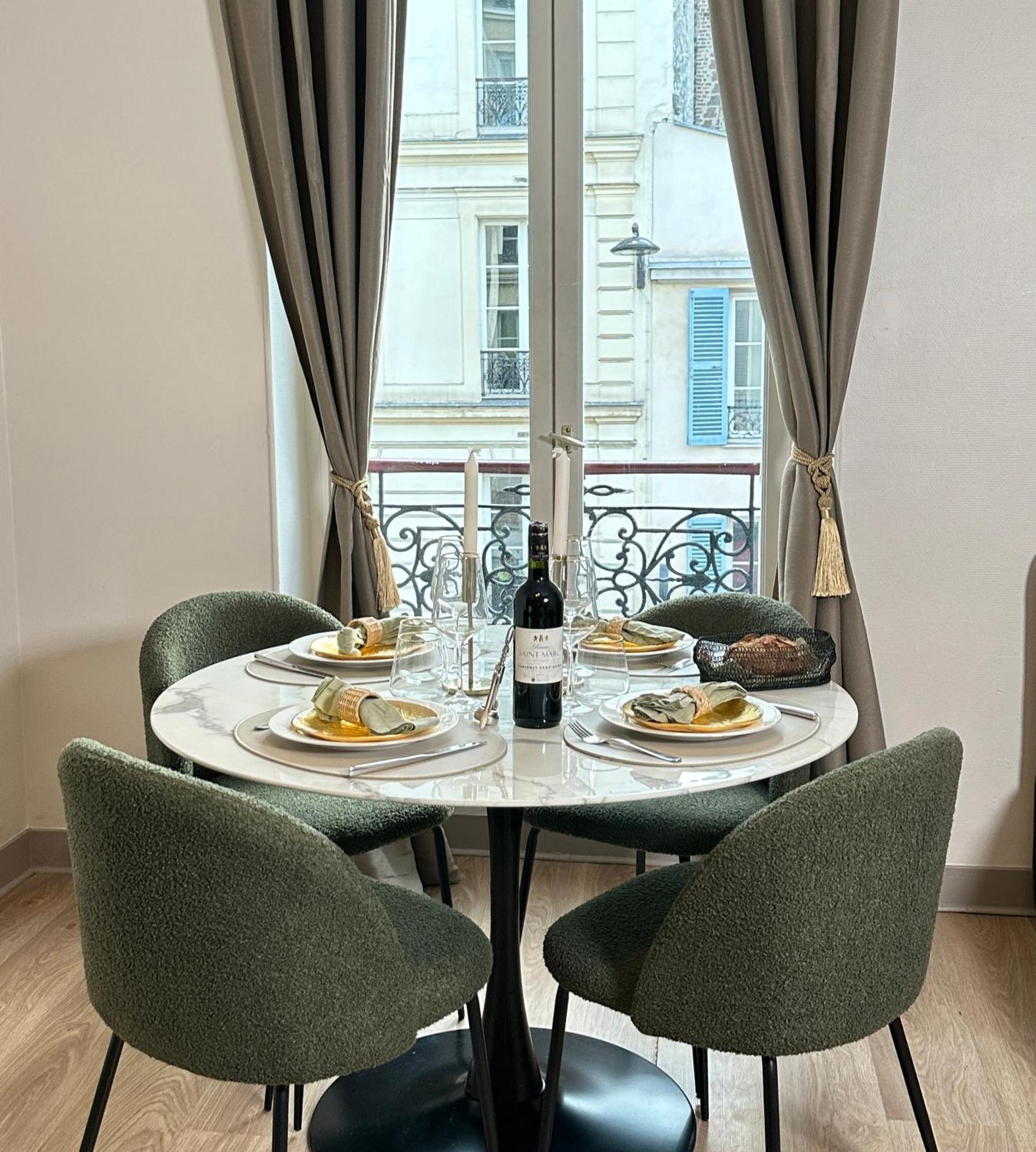 Appartement Champs Elysees Area Parijs
