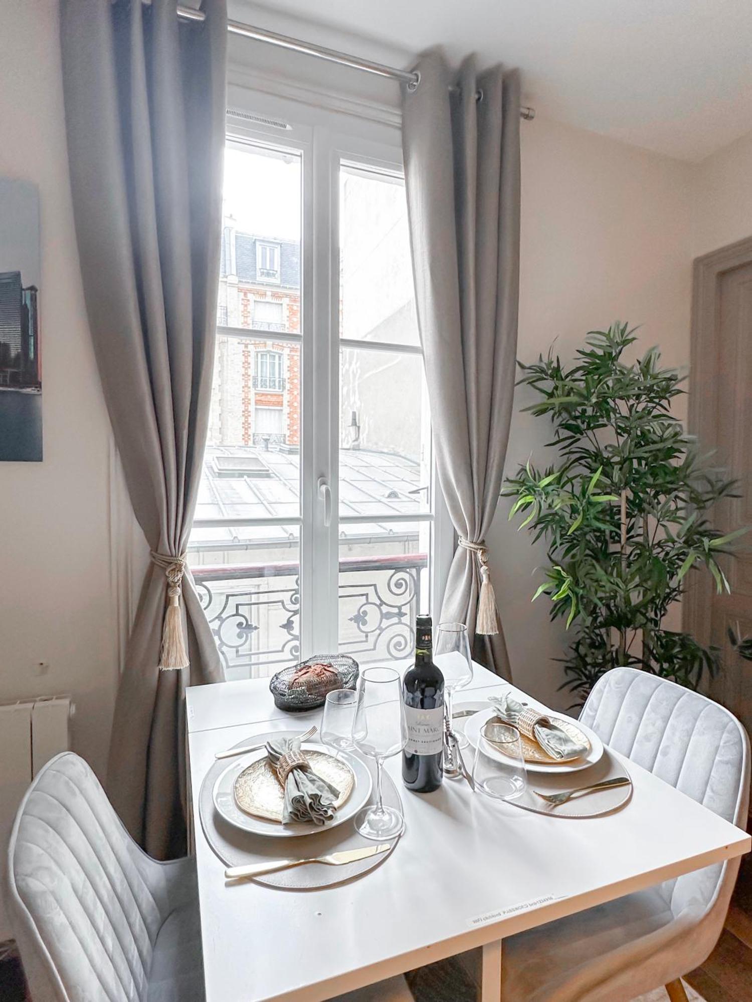 Appartement Champs Elysees Area *